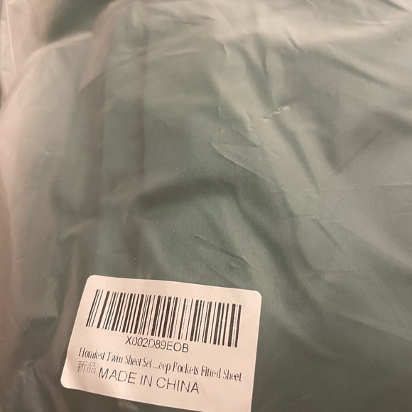 Homiest 3pcs Satin Sheets Set Luxury Silky Satin Bedding Set Deep Pockets - Picture 10 of 11